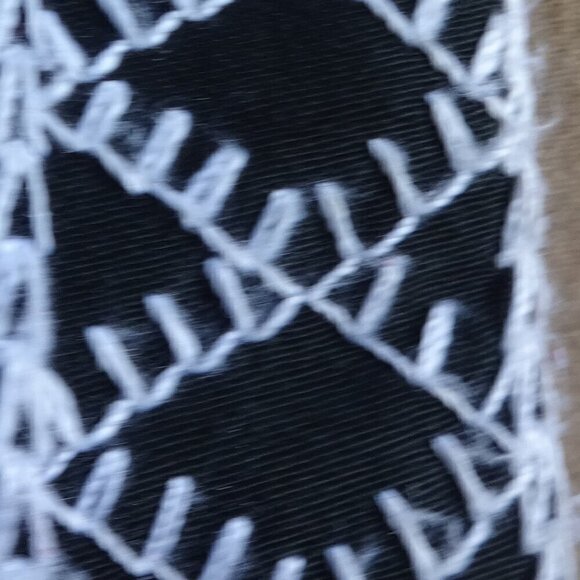 Silk Club women's size SP jacket black with white embroidery, open front, lined - Picture 14 of 16